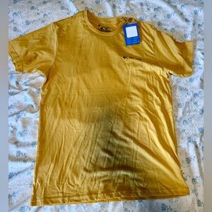 Columbia Men’s Sportswear EST. 1938 “Bear” Yellow Short Sleeve Shirt. Med. NWT